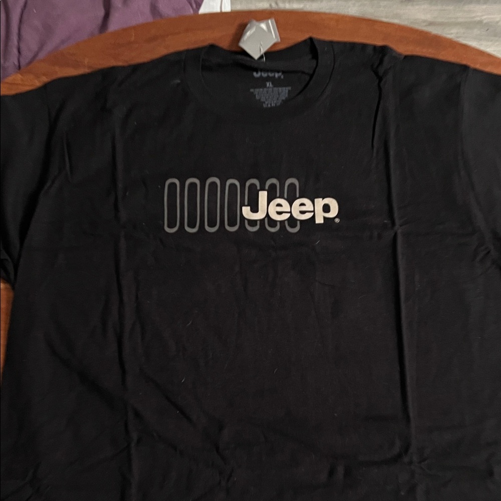 Jeep Black and Gray Men's Short Sleeve Tee
